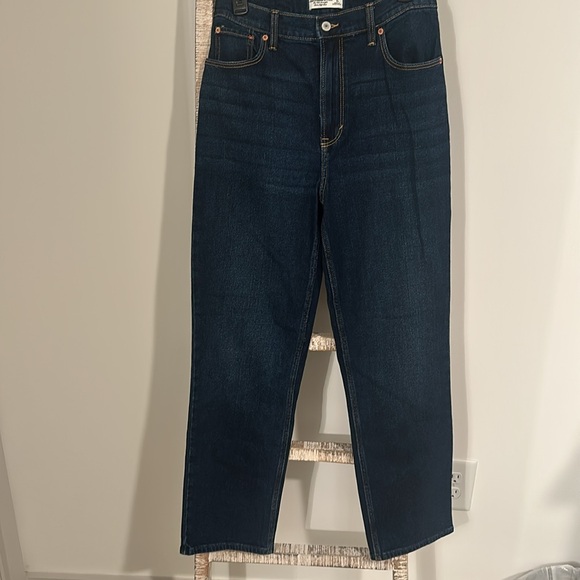 Abercrombie & fitch 90’s straight Ulta high rise 29 regular - Picture 3 of 7